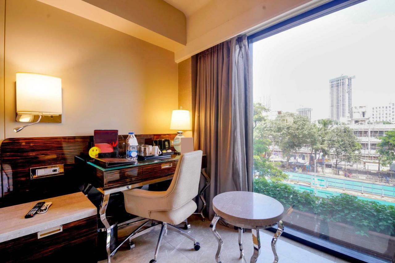 Sai Palace Grand, Malad Bombay Esterno foto